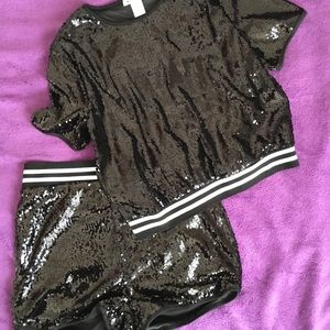 Black & White Retro Vintage Sequence 2 Piece.